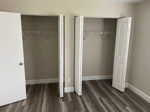 2504 Seaside Dr in Greenacres, FL - Building Photo - Building Photo