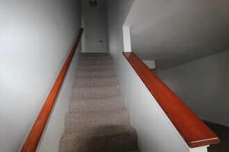 Candlelight Apartments & Condos in Mount Orab, OH - Foto de edificio - Building Photo