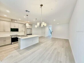 1866 Falconhurst Ln in Apopka, FL - Building Photo - Building Photo