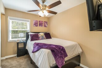 16 W Edward St, Unit SI ID1285026P in Lombard, IL - Building Photo - Building Photo