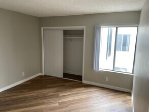 The Claridge Apartments in Los Angeles, CA - Foto de edificio - Building Photo