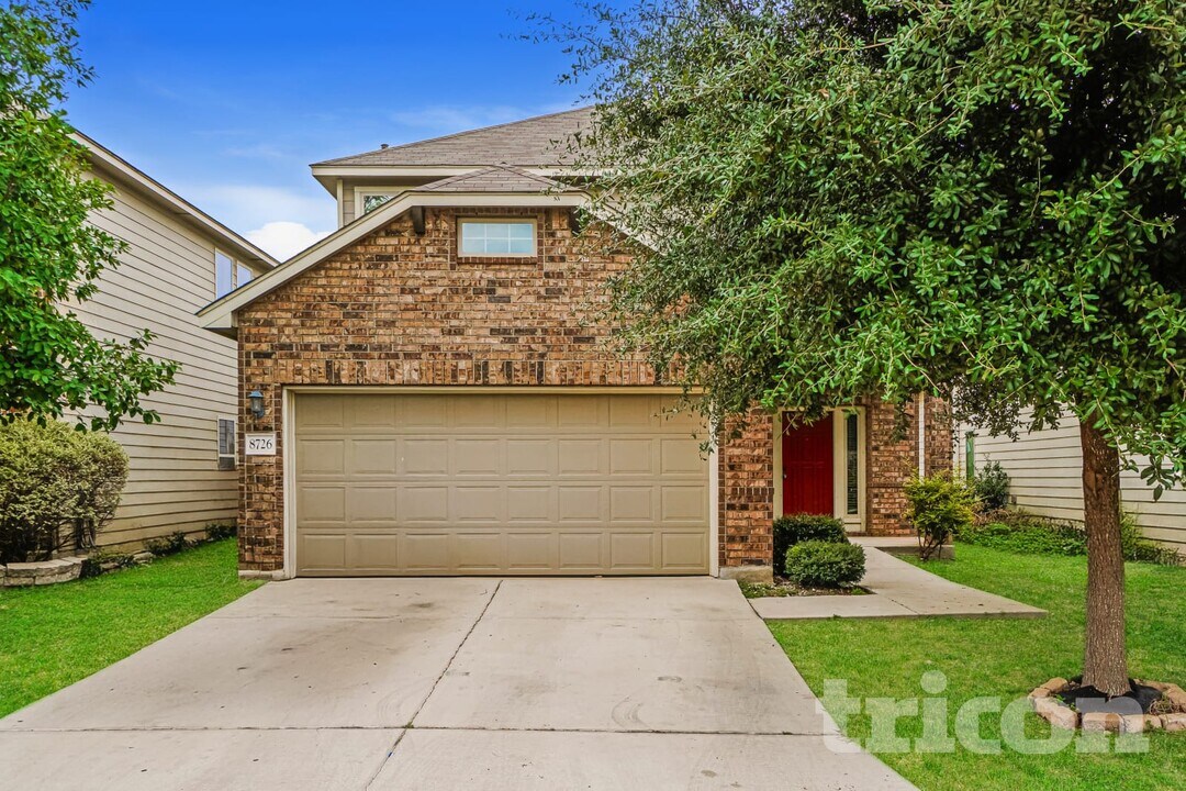 8726 Atwater Creek in San Antonio, TX - Building Photo