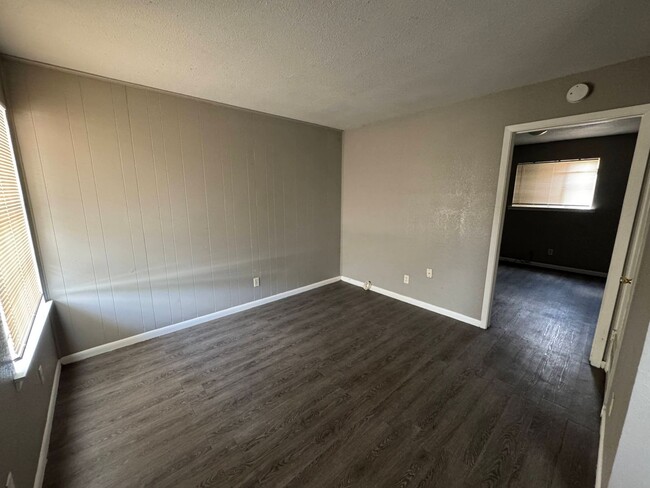 1405 N Gray St in Killeen, TX - Building Photo - Building Photo