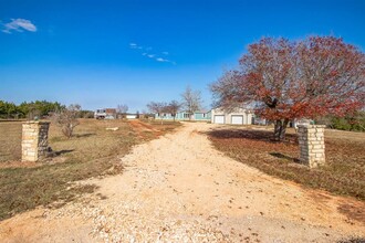 600 Dawn View in Dripping Springs, TX - Building Photo - Building Photo