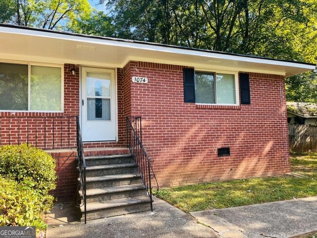 1076 Center St SW in Mableton, GA - Building Photo - Building Photo