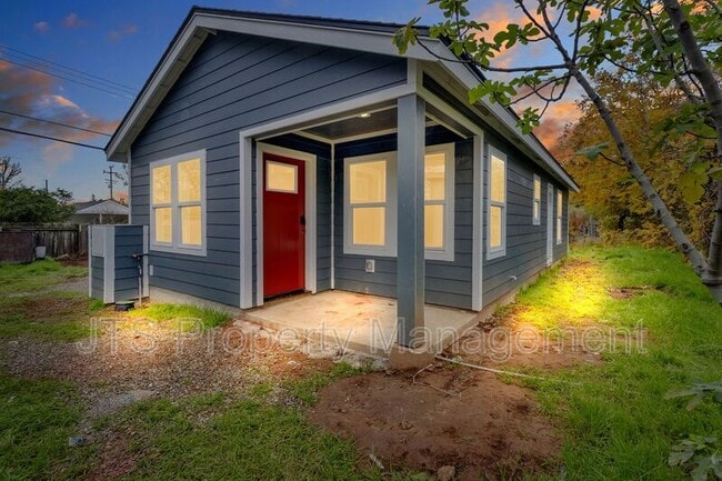 4712 65th St in Sacramento, CA - Building Photo - Building Photo