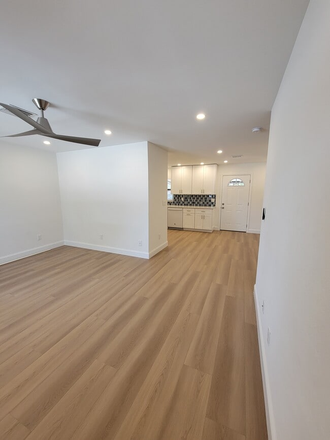 property at 10254 Pennsylvania Ave