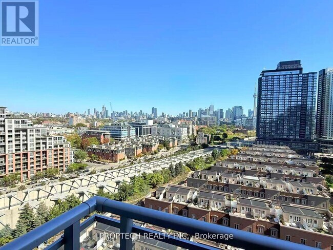 80 Western Battery Rd in Toronto, ON - Building Photo - Building Photo