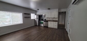 318 N St in Centralia, WA - Building Photo