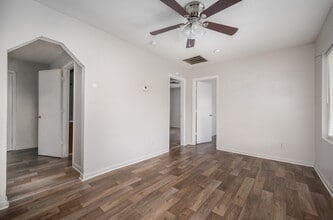 1043 Mountain Crest Dr in Kings Mountain, NC - Building Photo - Building Photo