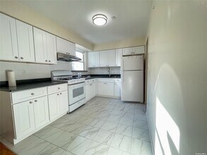 25-48 Parsons Blvd in Queens, NY - Building Photo - Building Photo