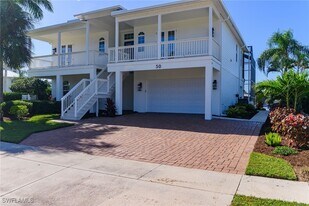 50 N Sunset St in Marco Island, FL - Building Photo