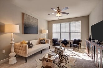 The Enclave at Brookside in Tulsa, OK - Building Photo - Building Photo