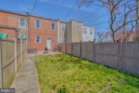 1915 E 29th St photo'