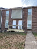 4222 W Bethany Dr in Columbia, MO - Building Photo