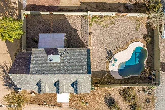 2012 E Tonopah Dr in Phoenix, AZ - Building Photo - Building Photo