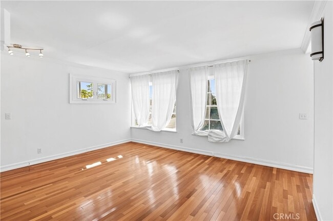 1290 N Coast Hwy, Unit B in Laguna Beach, CA - Building Photo - Building Photo