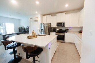 9639 Gaynor Cir in Jacksonville, FL - Building Photo - Building Photo