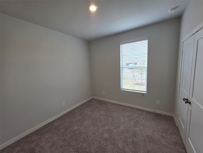 property at 25049 Pomegranate Pl