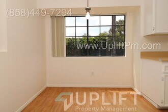 200 Camlau Dr in Chula Vista, CA - Building Photo - Building Photo