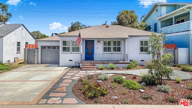 property at 3020 Dow Ave