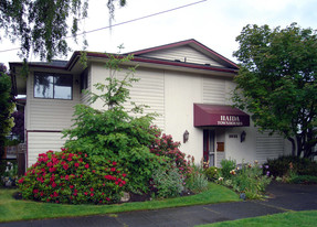 Haida Townhouses Apartments