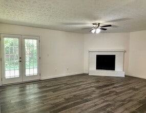 1172 Sheffield Ct in Jonesboro, GA - Building Photo - Building Photo