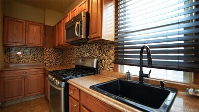 1718 Melville St in Bronx, NY - Building Photo - Building Photo