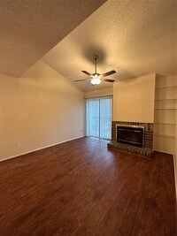 7900 N Stadium Dr photo'