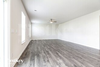 454 Yoshino Cherry Dr in Greer, SC - Foto de edificio - Building Photo