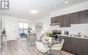 1 Falaise Rd in Toronto, ON - Building Photo - Building Photo