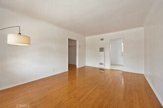 337 Lime Ave, Unit 8 in Long Beach, CA - Foto de edificio - Building Photo