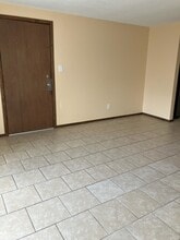 370 Villabrook Dr, Unit 2 in Bourbonnais, IL - Building Photo - Building Photo