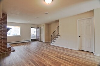 2003 Walnut Ridge Dr in Pottstown, PA - Building Photo - Building Photo
