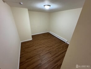 290 King St in Perth Amboy, NJ - Building Photo - Building Photo