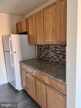 7600 Savannah St-Unit -103 in Falls Church, VA - Building Photo - Building Photo
