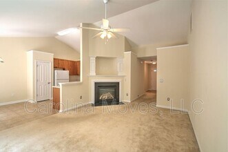 112 Stream Crossing Way in Greer, SC - Building Photo - Building Photo