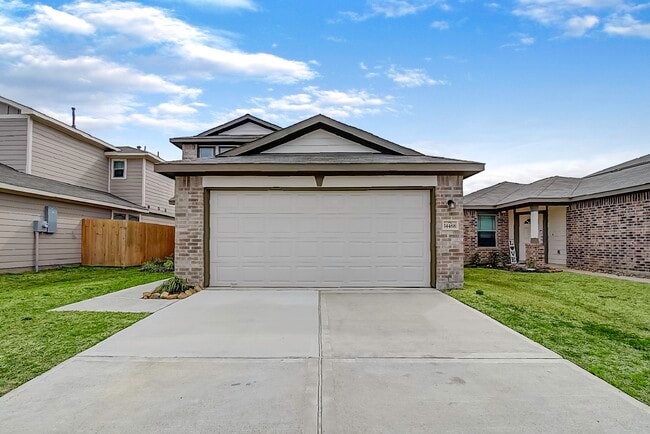 14468 Conifer Dr in Conroe, TX - Building Photo - Building Photo