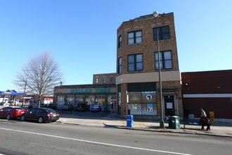 1510 W. Broad Street in Richmond, VA - Foto de edificio - Building Photo