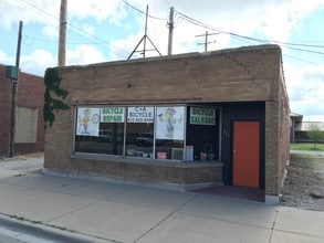 502-506 E Main St in Streator, IL - Building Photo - Building Photo