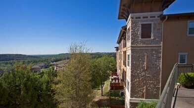 6500 Champion Grandview Way-Unit -35307.629764 in Austin, TX - Foto de edificio - Building Photo