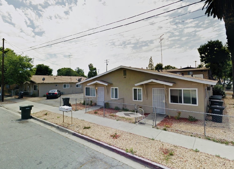 191 N Inez St in Hemet, CA - Building Photo