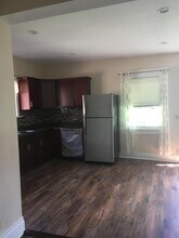 466 Richmond Ave, Unit Apartment 2 in Buffalo, NY - Foto de edificio - Building Photo