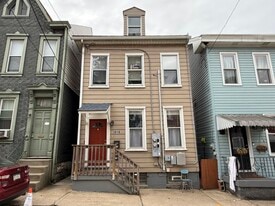 3918 Howley St in Pittsburgh, PA - Building Photo