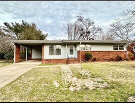 5214 Rodwell Rd in Fayetteville, NC - Building Photo