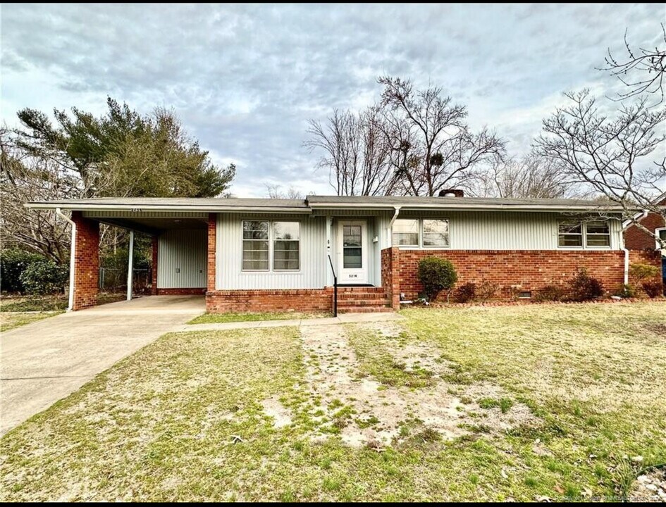 5214 Rodwell Rd in Fayetteville, NC - Building Photo