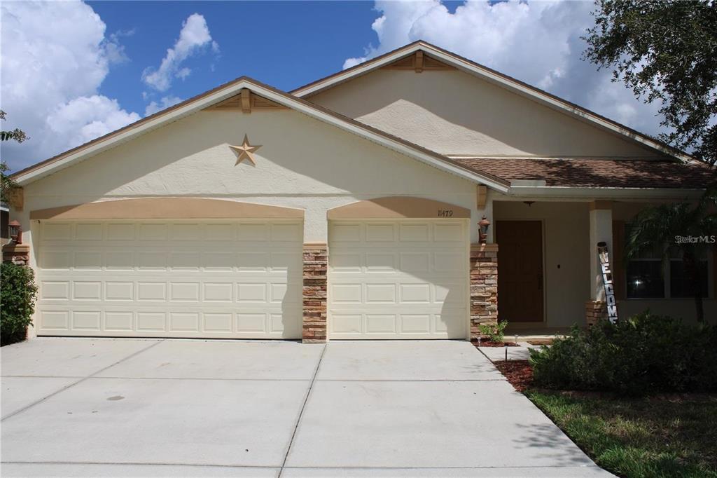 11479 Walden Loop in Parrish, FL - Building Photo