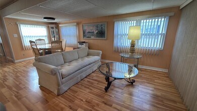 3037 88th St Cir E in Palmetto, FL - Building Photo - Building Photo