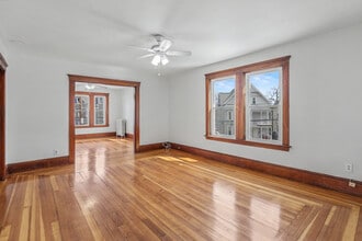 209 Harrison Ave, Unit 2 in Woonsocket, RI - Building Photo - Building Photo