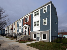 Mount Vernon Manor in Philadelphia, PA - Building Photo